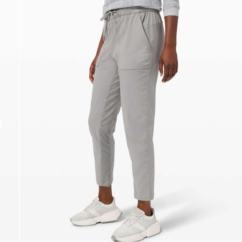 Lululemon Beyond the Studio Pants Slim 2 Grey